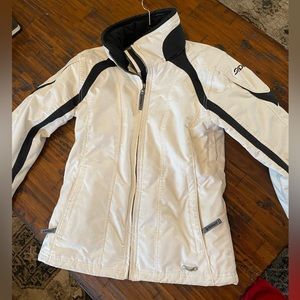 Spyder Women’s 6 (S) Ski Jacket with Stow-able Hood, SnowSkirt, Pit Zips